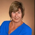 Rosemarie Doshier headshot